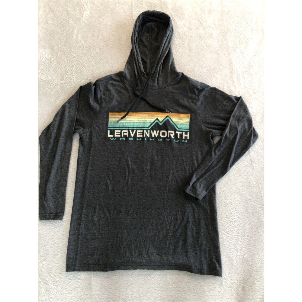 Prairie Mountain Leavenworth Washington Men's Small Lightweight Hoodie Authentic